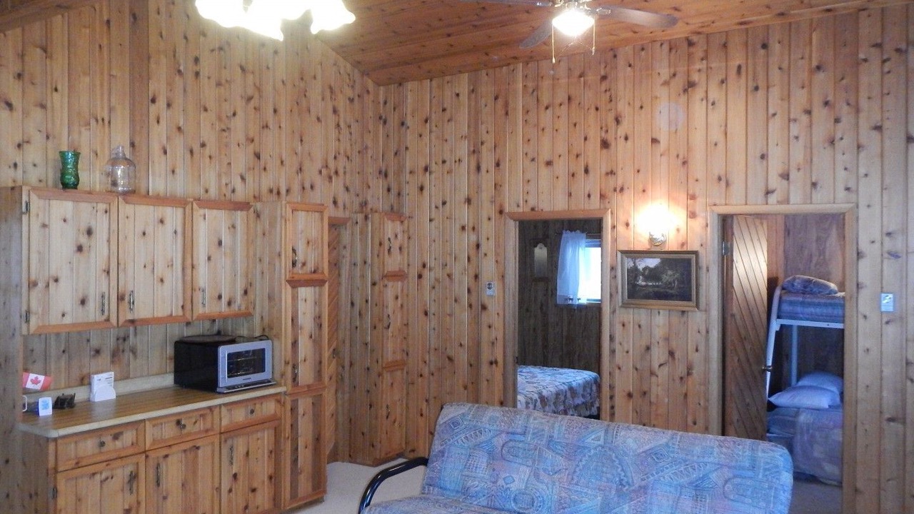 Photo of Livingroom in Grand Beach