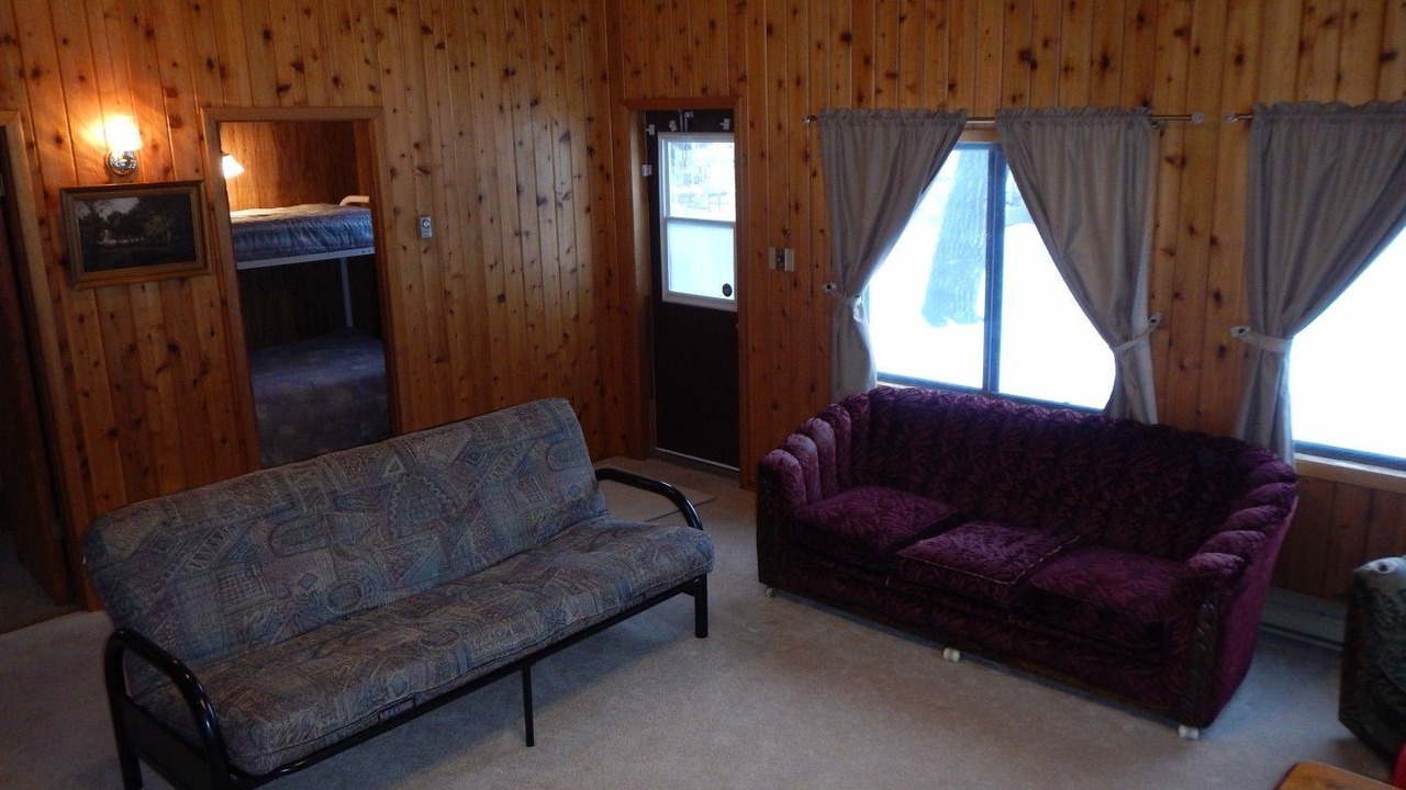 Photo of Livingroom in Grand Beach