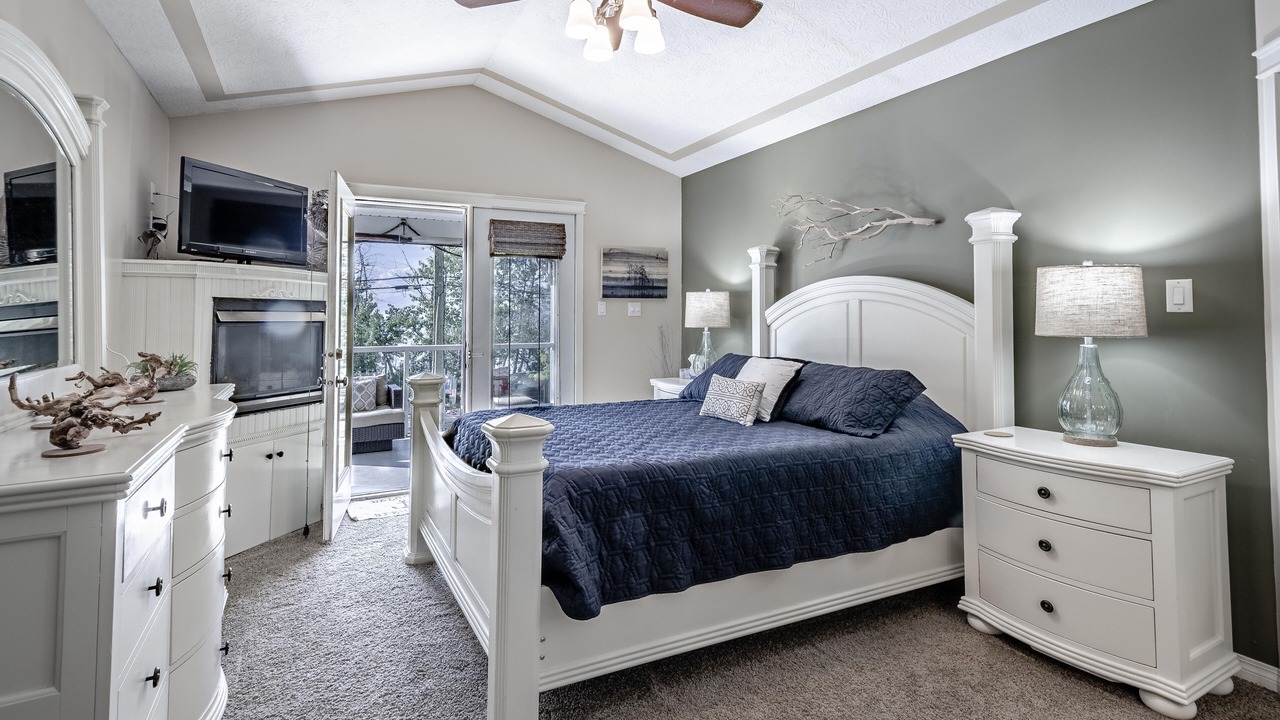 Photo of Bedroom in Sylvan Lake
