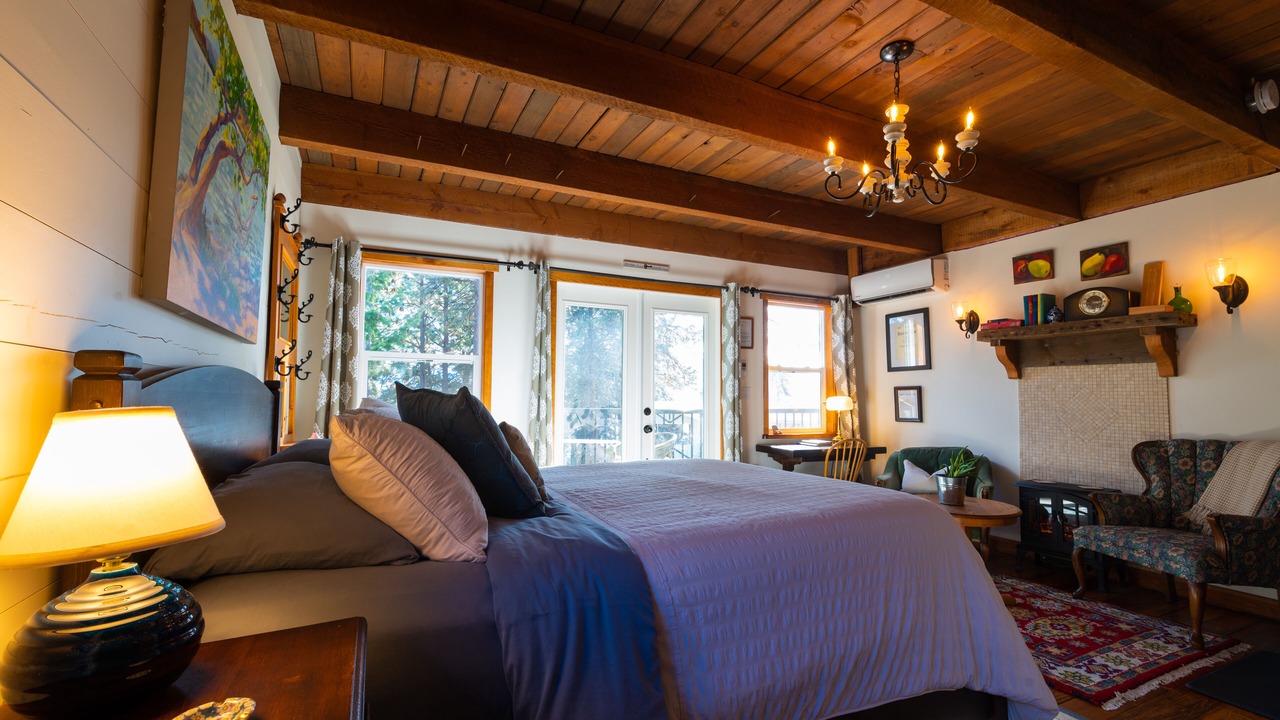 Photo of Bedroom in Central Okanagan