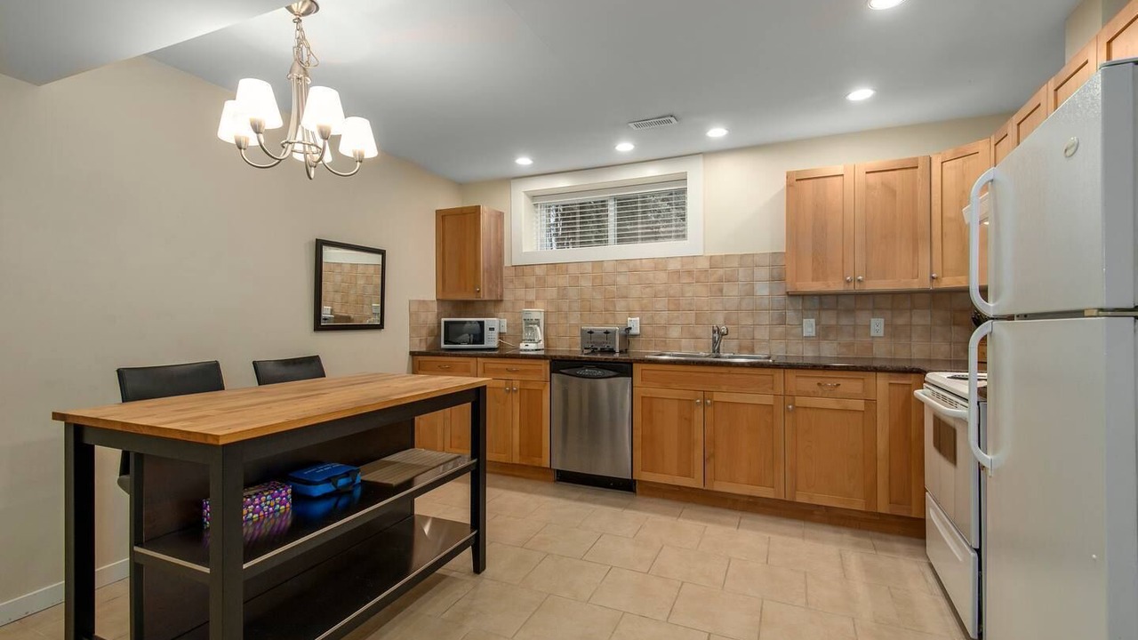 Photo of Kitchen in Hollyburn