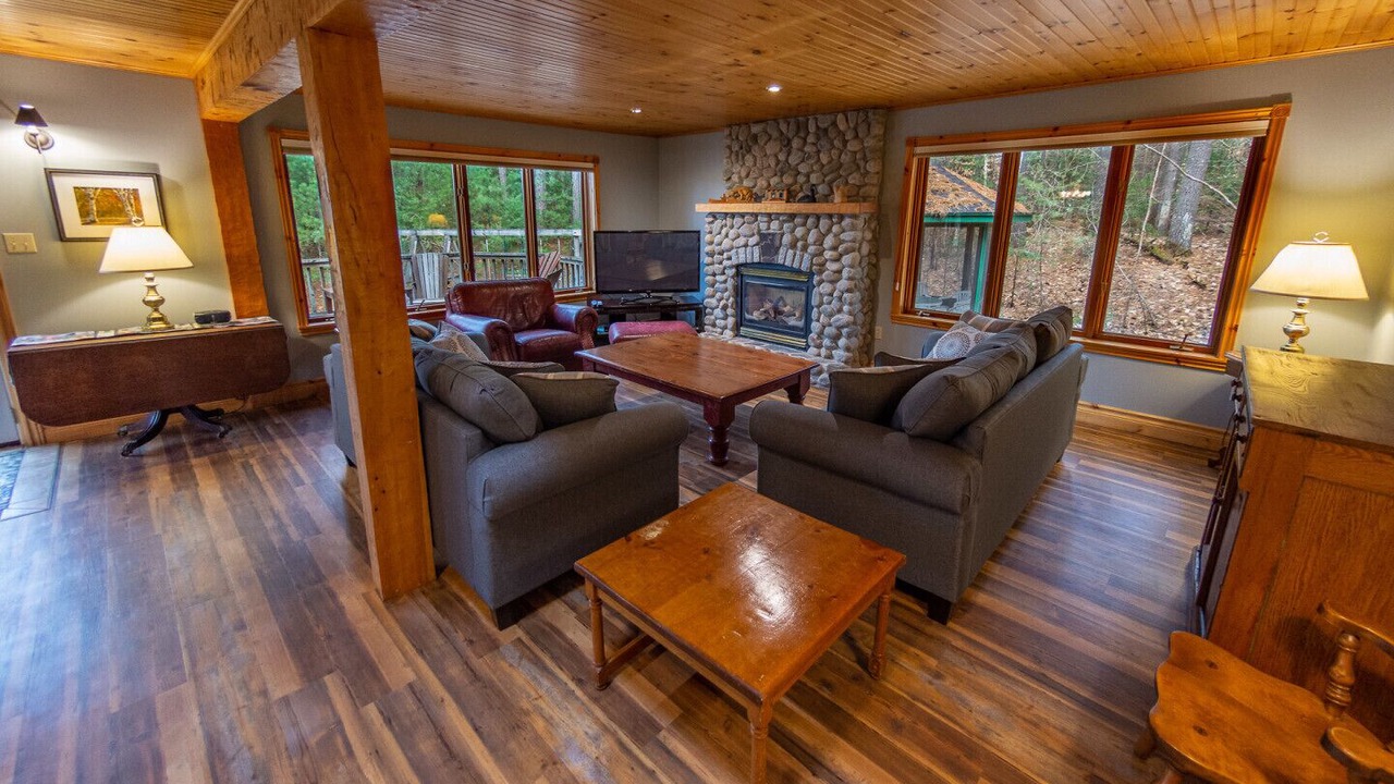Photo of Bedroom in Algonquin Highlands