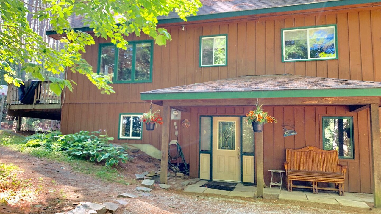 Photo of Others in Algonquin Highlands