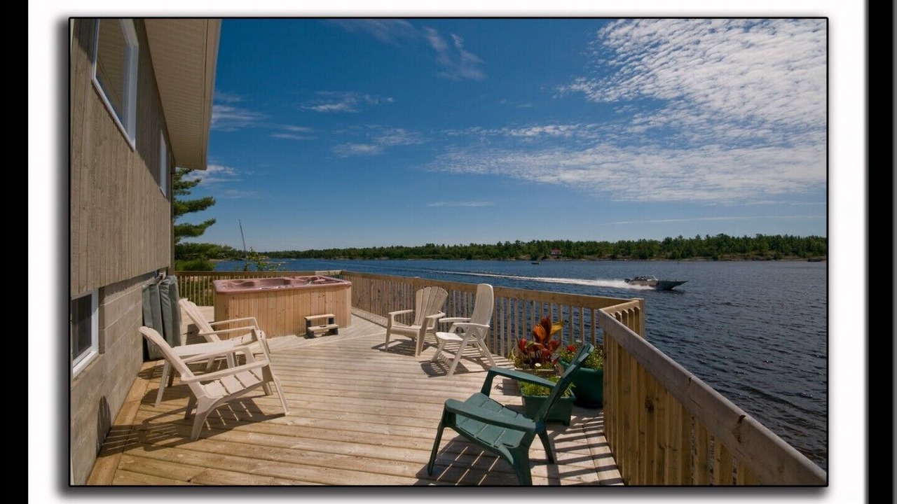 Photo of Patio Balcony in Unorganized Centre Parry Sound