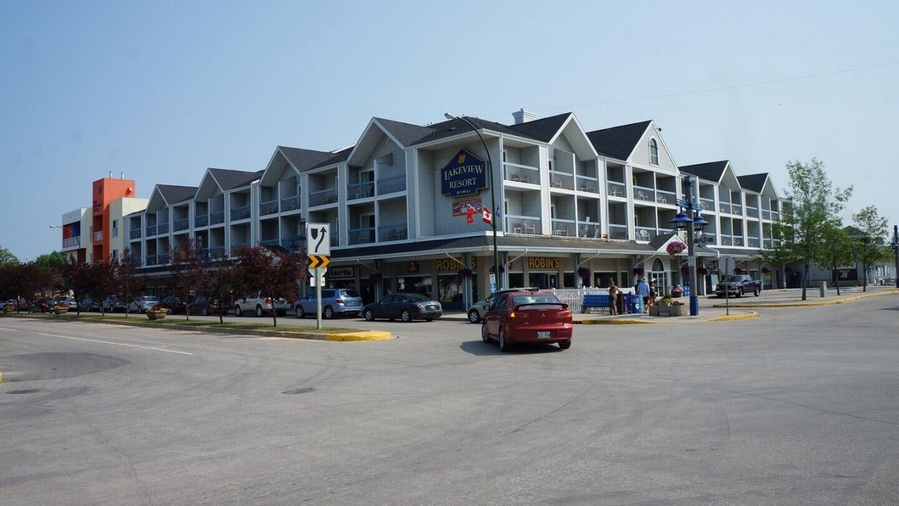 Photo of Others in Gimli