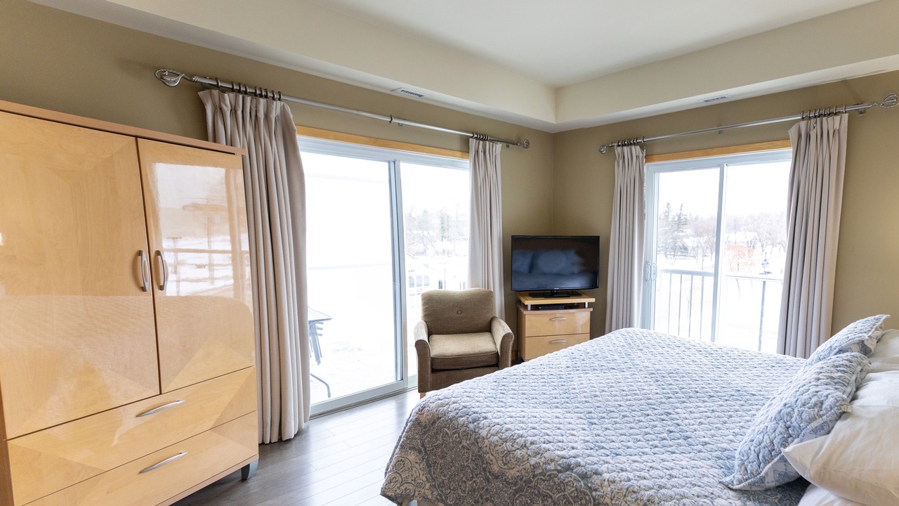 Photo of Bedroom in Gimli