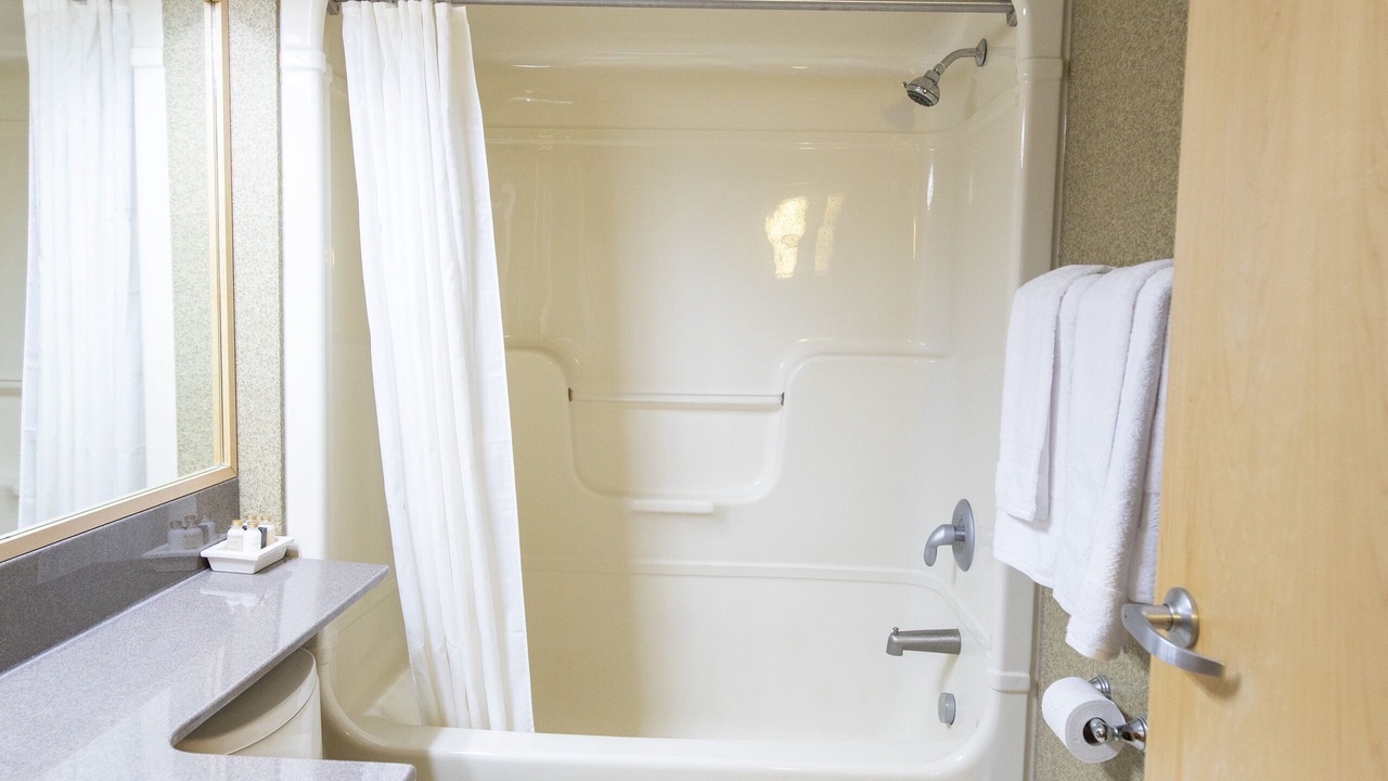 Photo of Bathroom in Gimli