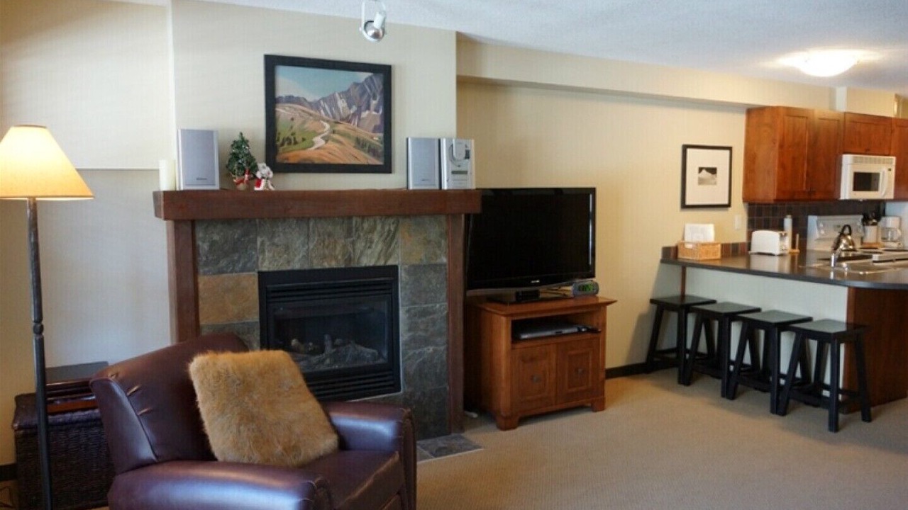 Photo of Livingroom in East Kootenay