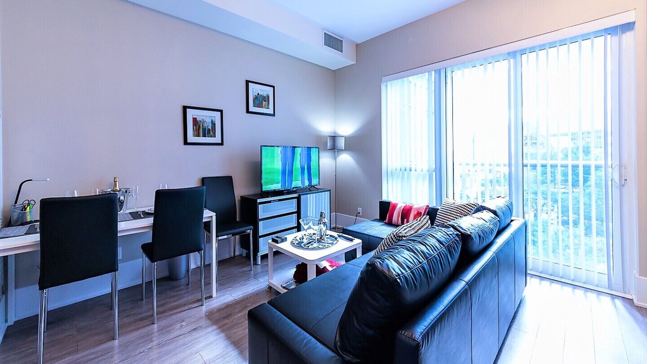 Photo of Bedroom in Toronto Entertainment District