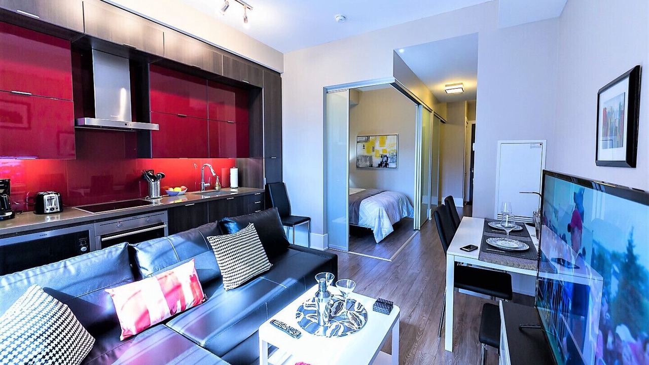 Photo of Bedroom in Toronto Entertainment District