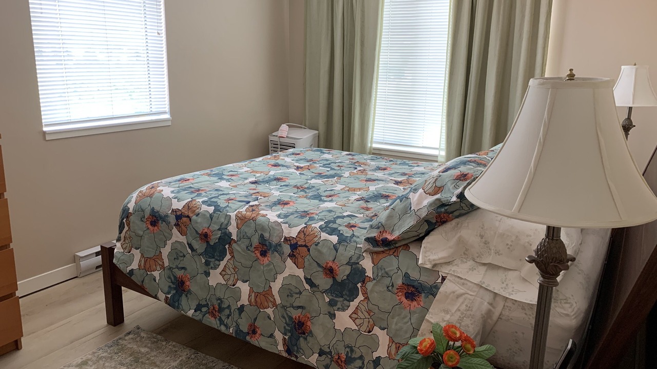 Photo of Bedroom in Okanagan-Similkameen