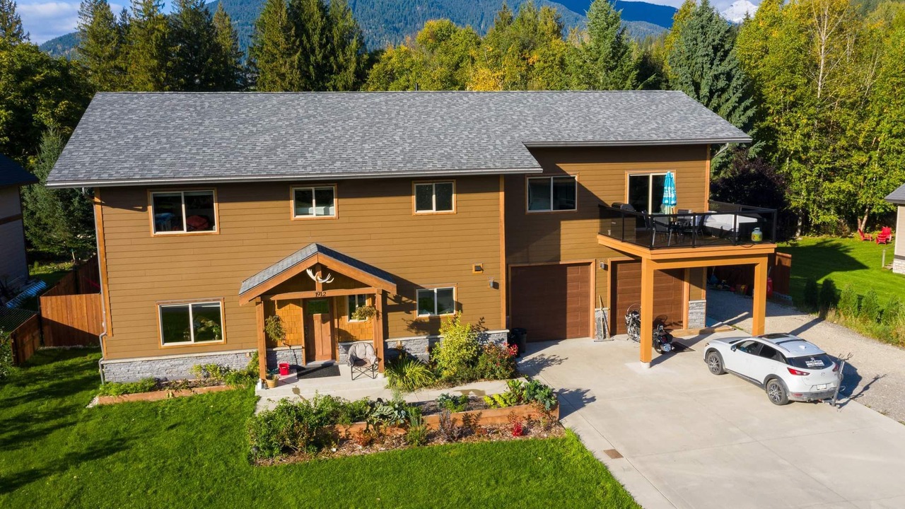Photo of Outdoor in Revelstoke