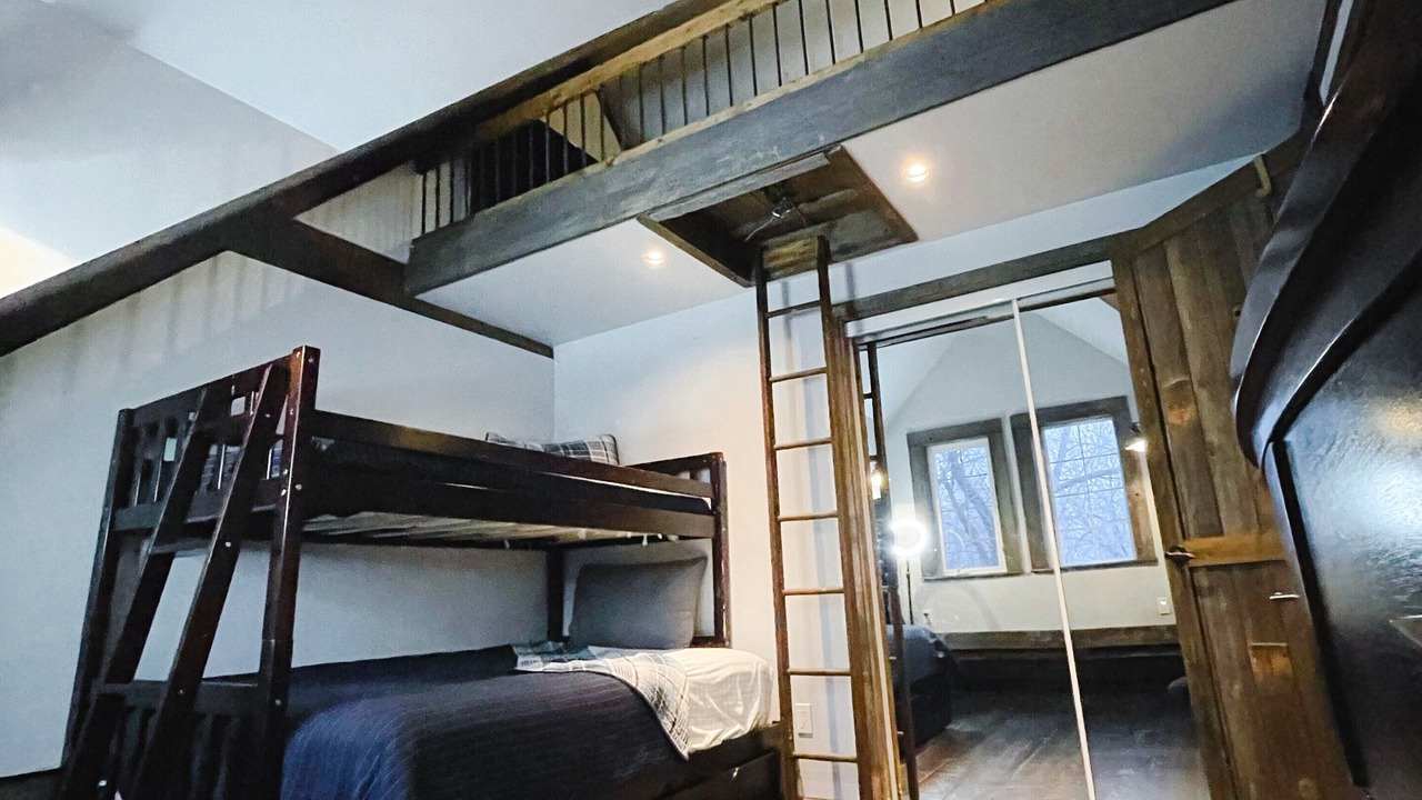 Photo of Bedroom in Melville Beach