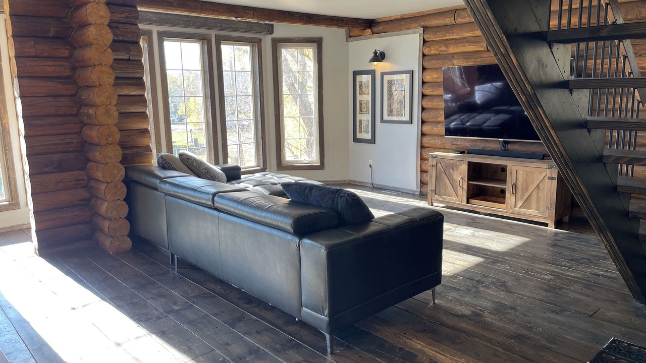 Photo of Livingroom in Melville Beach