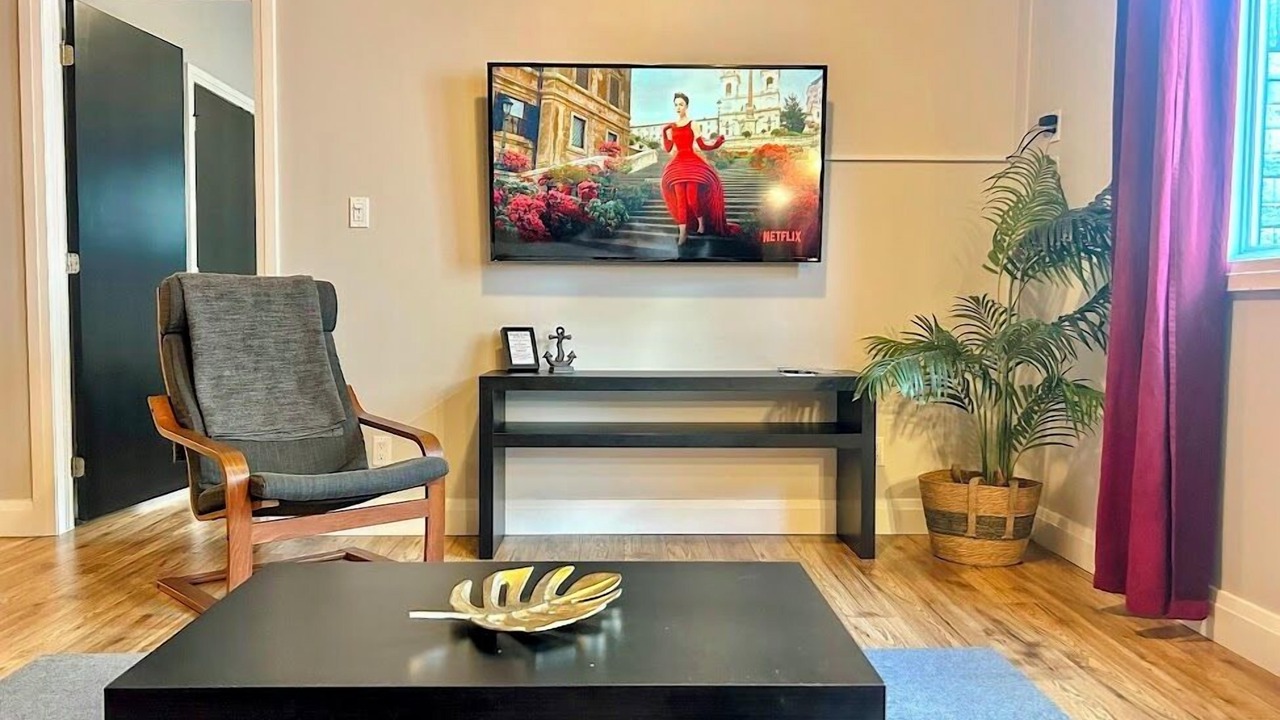 Photo of Livingroom in Prince Edward