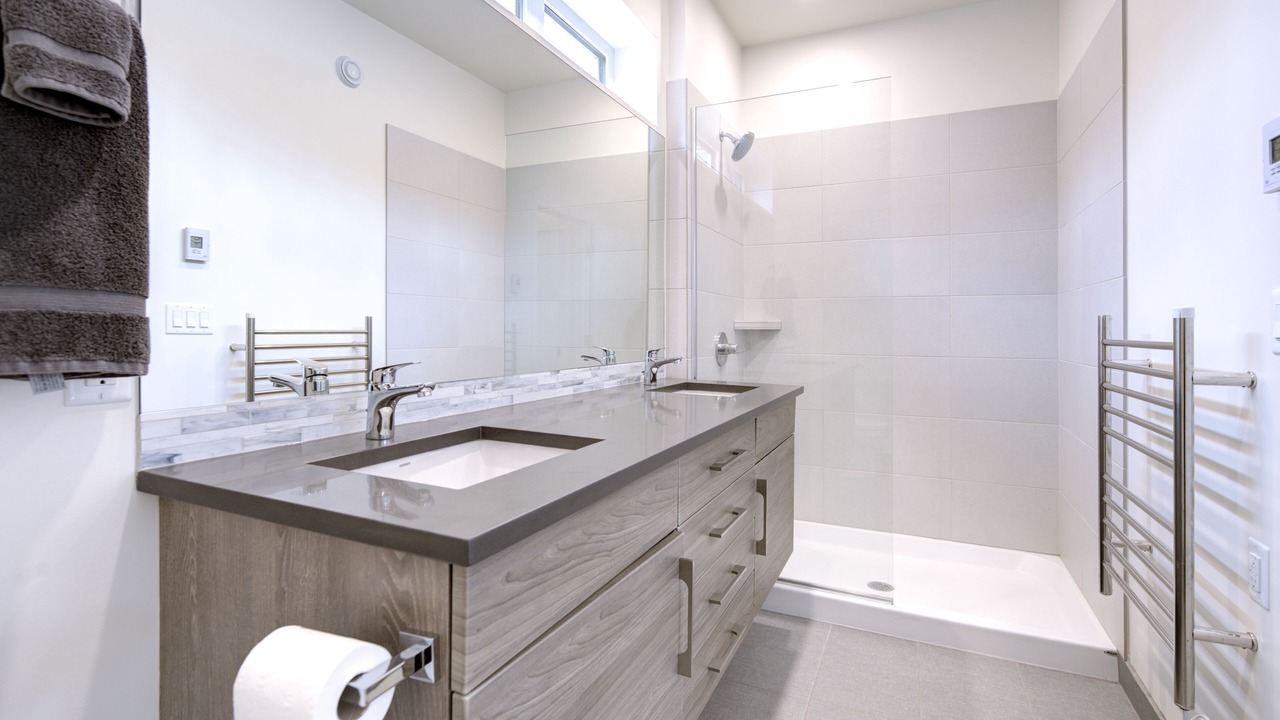 Photo of Bathroom in Golden