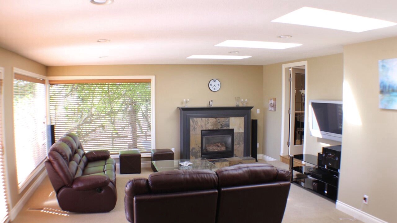 Photo of Livingroom in Vernon