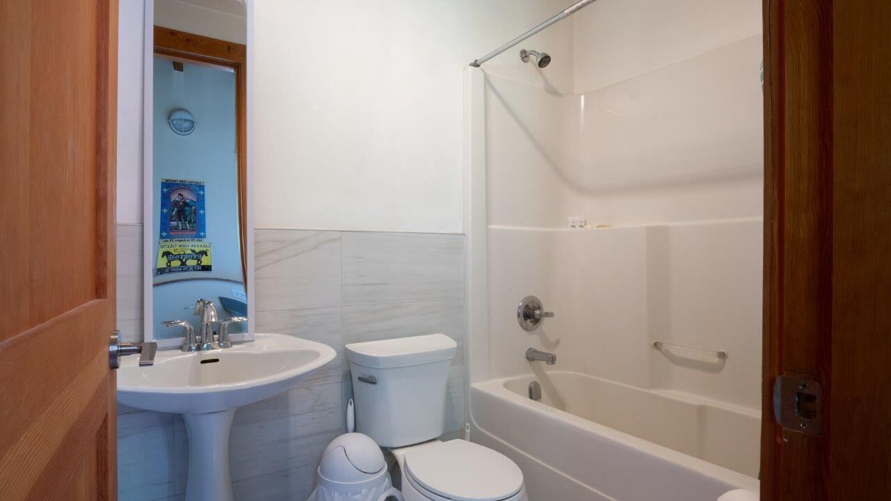 Photo of Bathroom in Salmon Arm