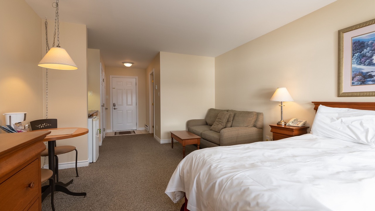 Photo of Bedroom in Haliburton