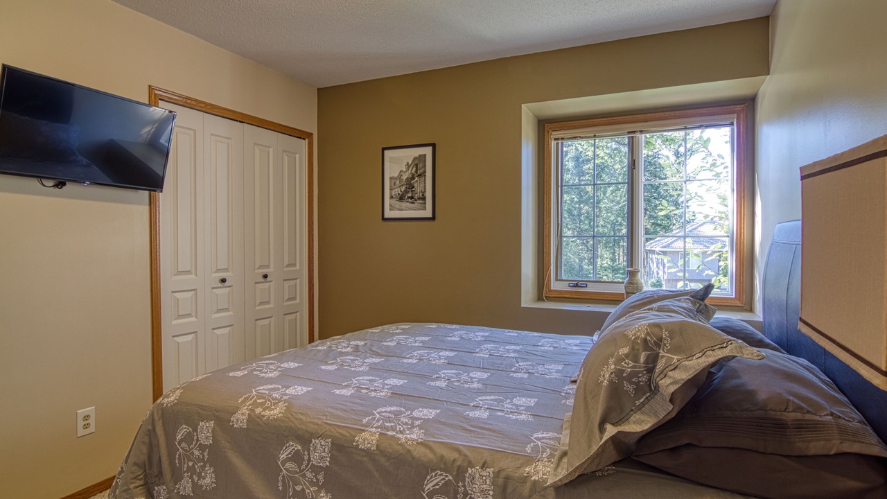 Photo of Bedroom in East Kootenay