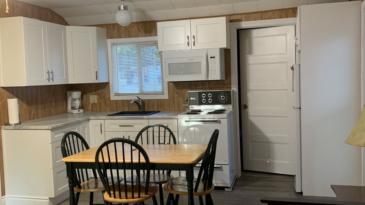 Photo of Bedroom in Sauble Beach