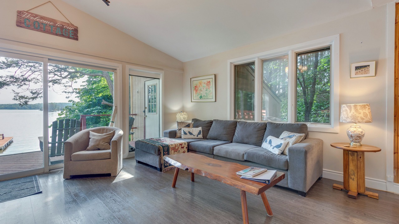 Photo of Livingroom in Jones Falls