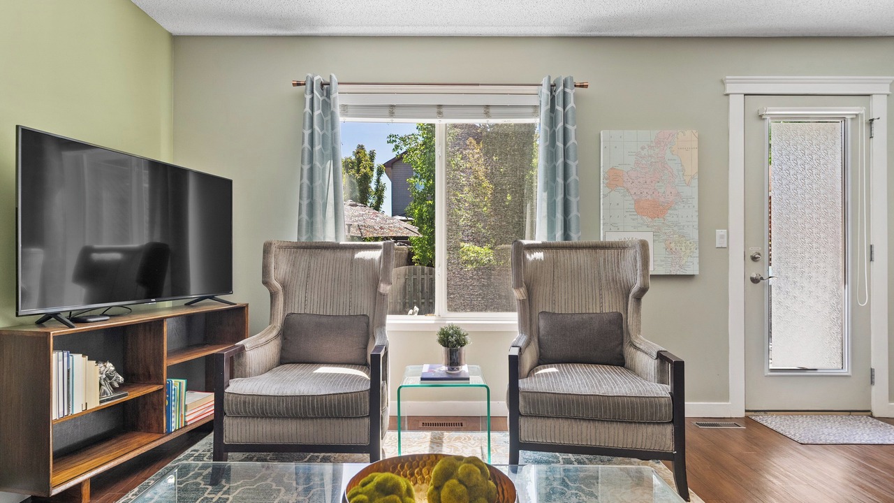 Photo of Livingroom in Southeast Calgary