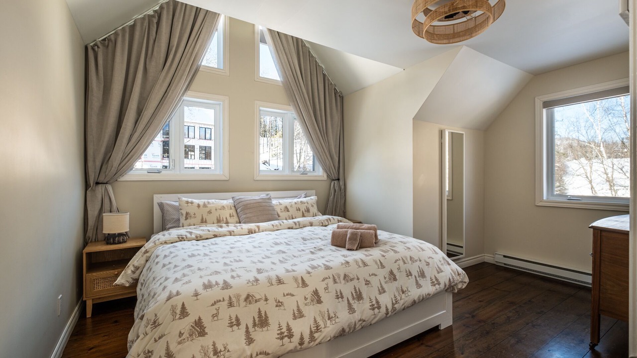 Photo of Bedroom in Mont-Tremblant