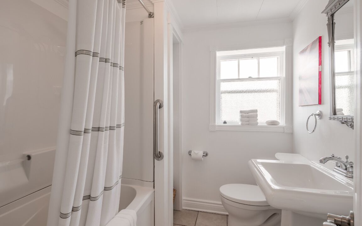 Photo of Bathroom in Head of Chezzetcook