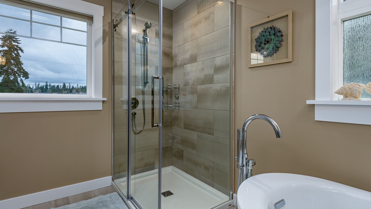 Photo of Bathroom in Courtenay