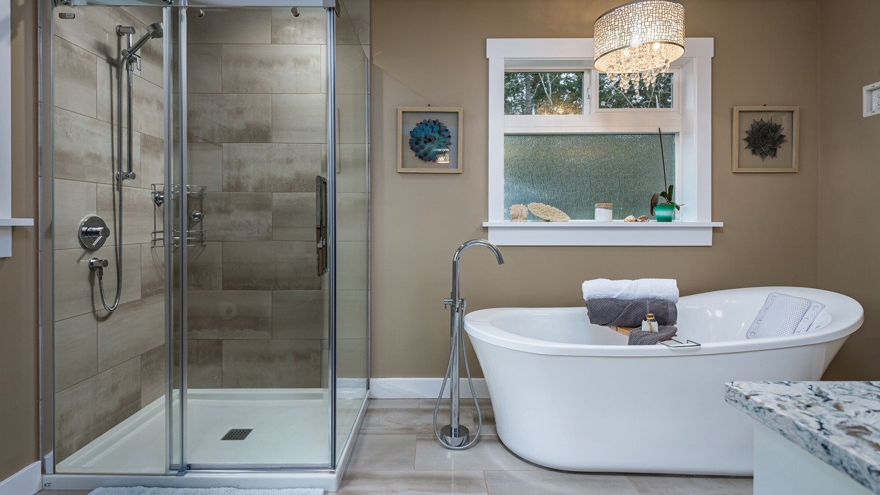 Photo of Bathroom in Courtenay