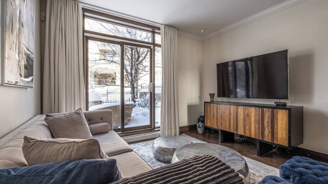 Photo of Livingroom in Mont-Tremblant Pedestrian Village