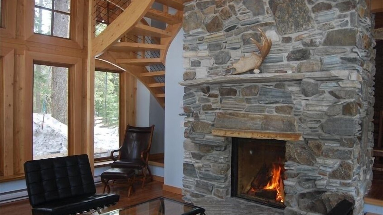 Photo of Livingroom in Mount Robson