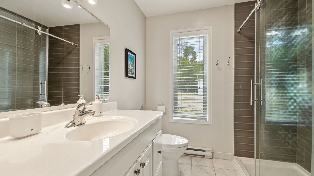 Photo of Bathroom in Cheneville