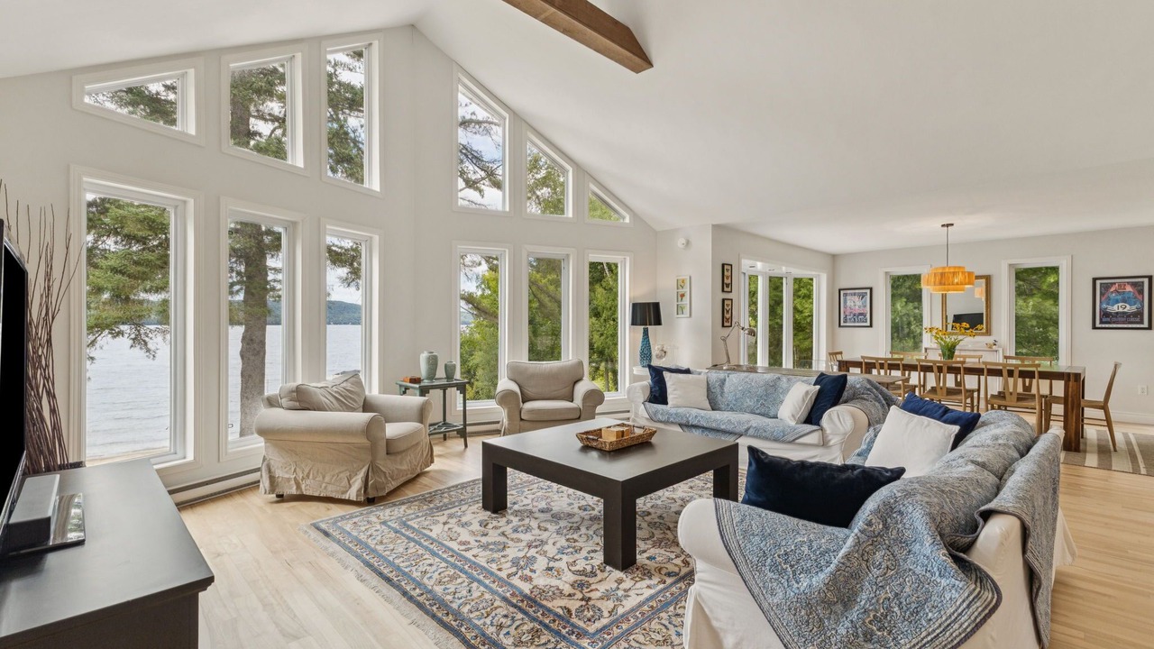 Photo of Livingroom in Cheneville