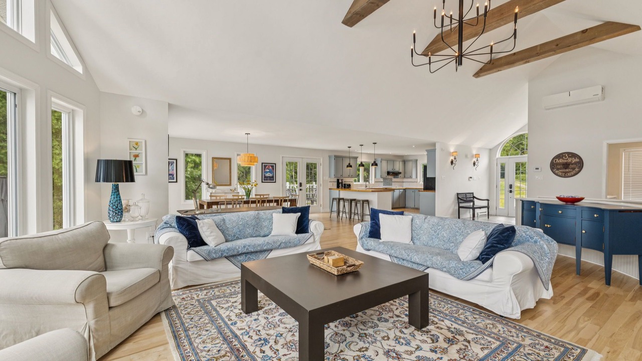 Photo of Livingroom in Cheneville