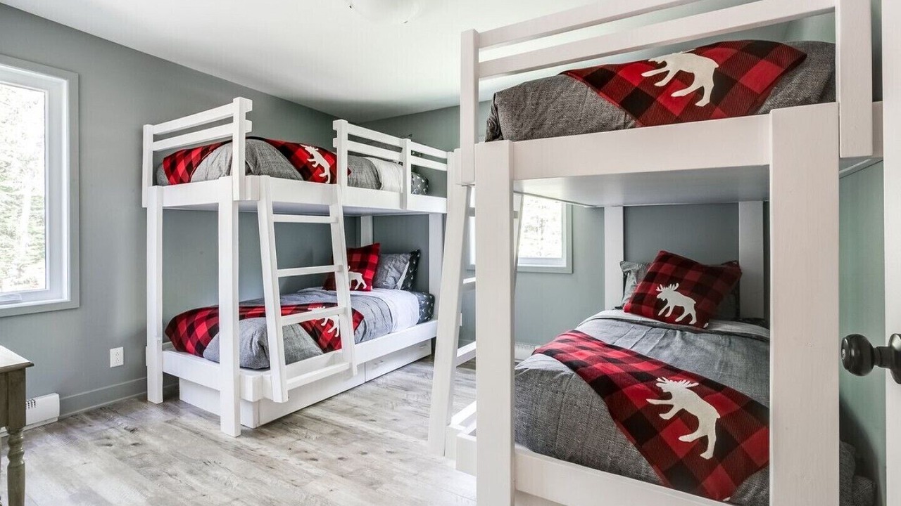 Photo of Bedroom in St-Adolphe-d'Howard