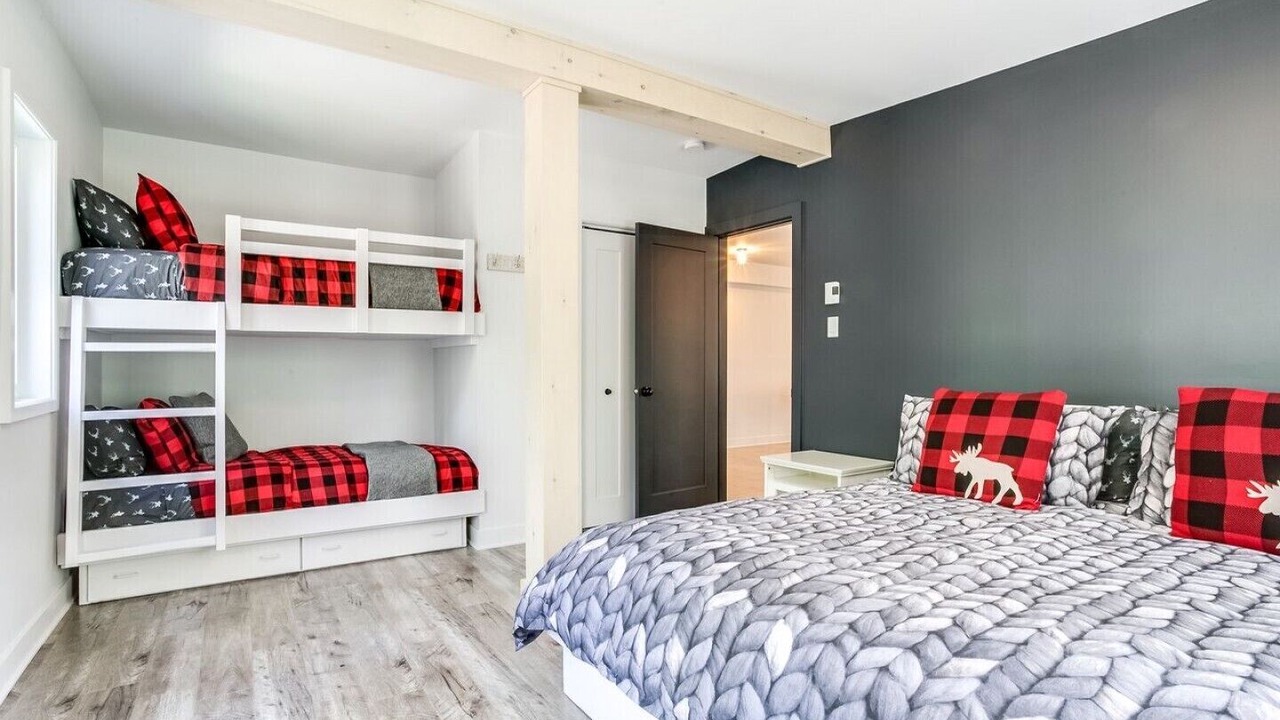Photo of Bedroom in St-Adolphe-d'Howard