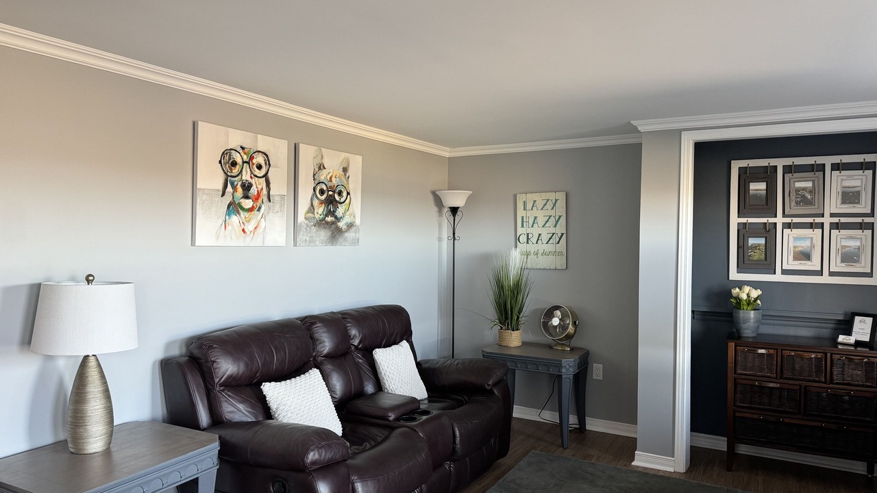 Photo of Livingroom in Prince Edward