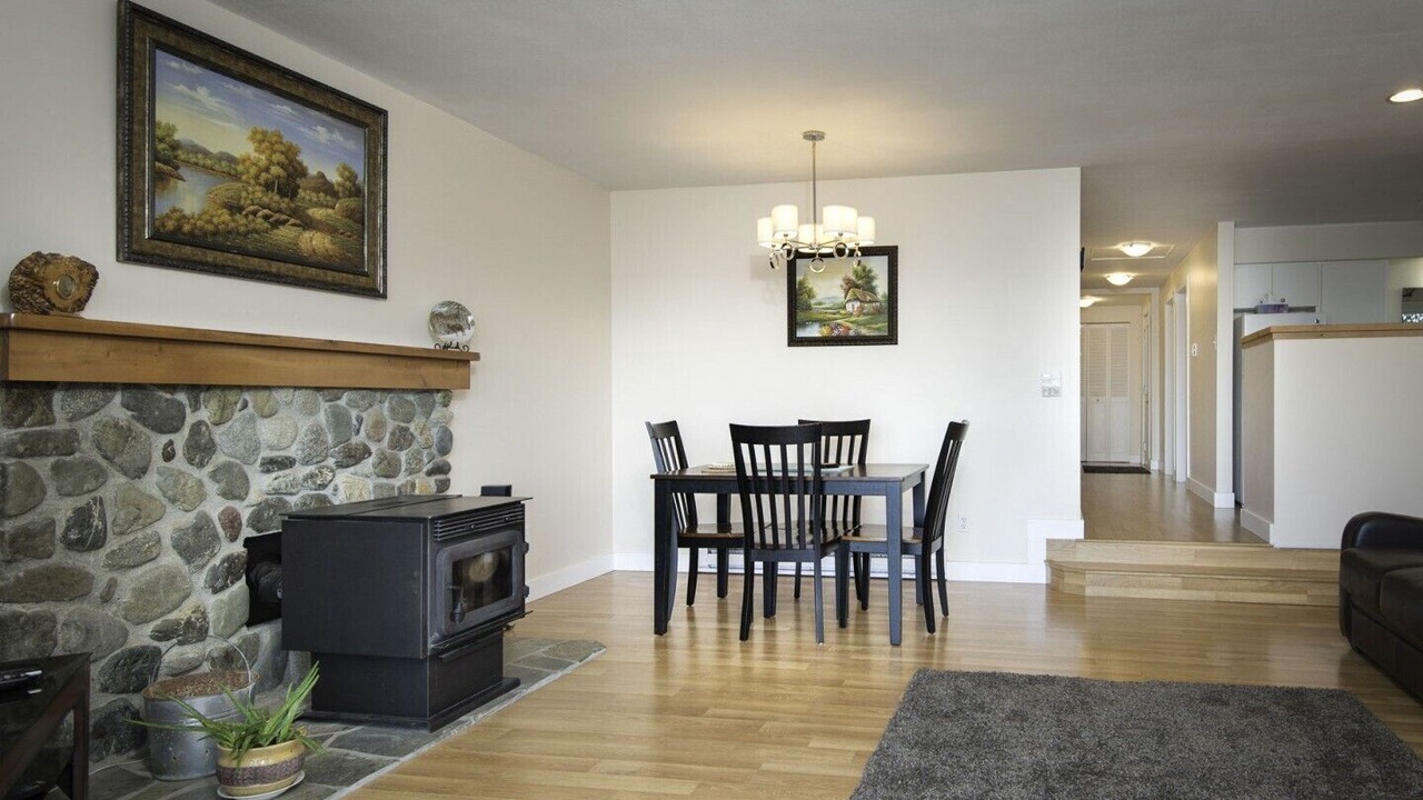 Photo of Livingroom in Otter Point