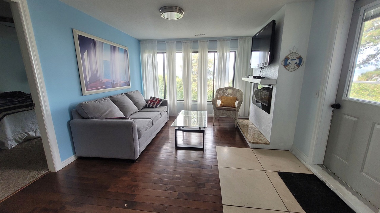 Photo of Livingroom in Black Mountain