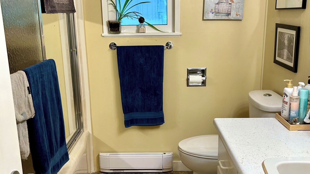 Photo of Bathroom in Regional District of Nanaimo