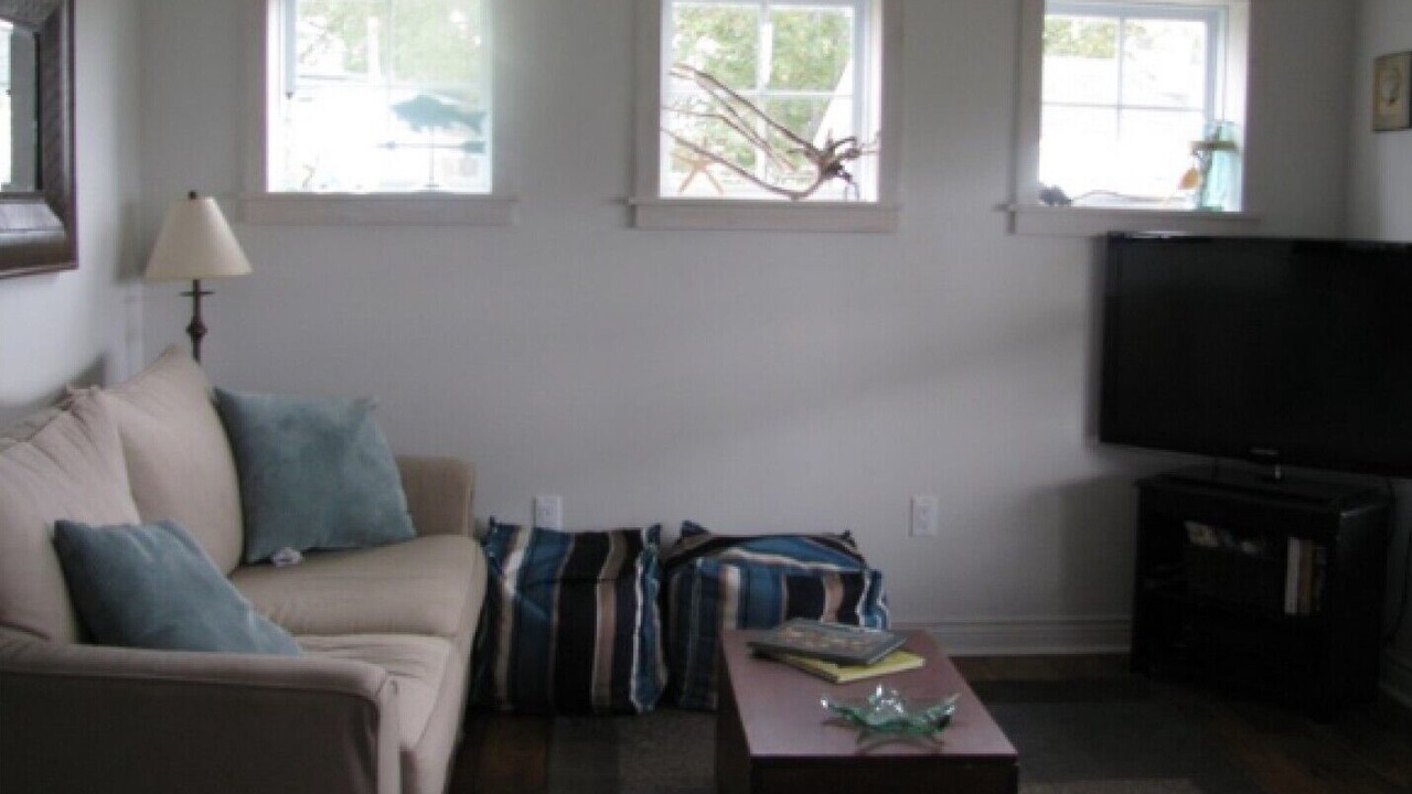 Photo of Livingroom in Terra Nova
