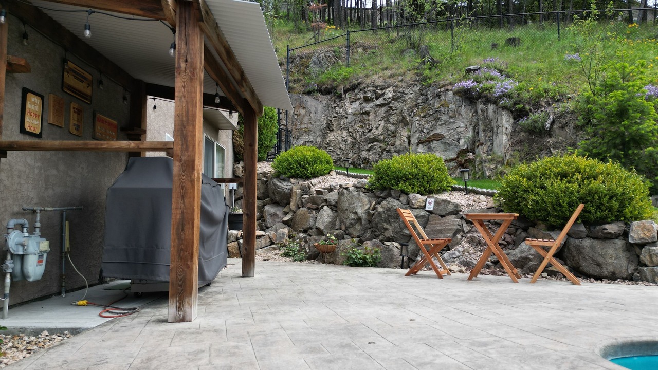 Photo of Patio Balcony in West Kelowna Estates
