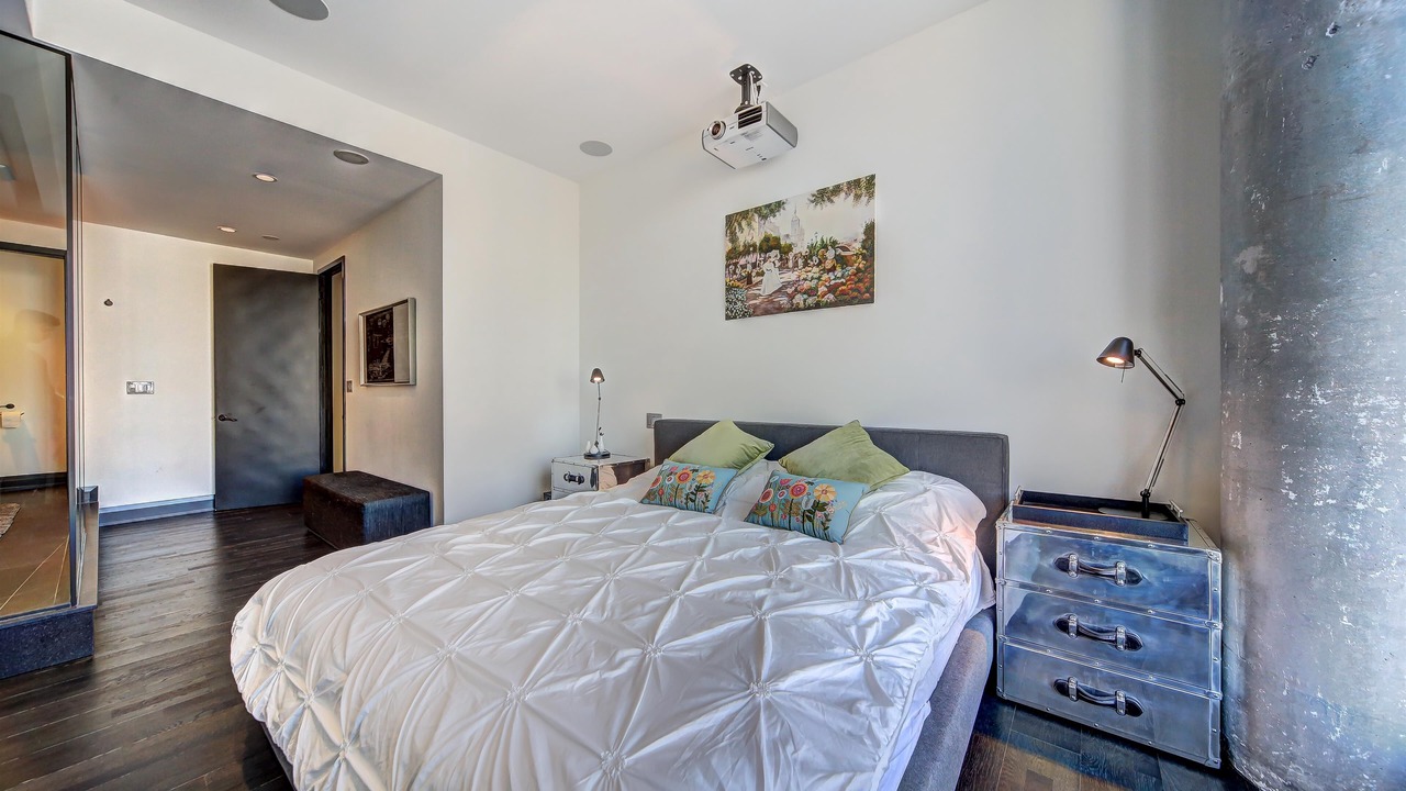 Photo of Bedroom in Toronto Entertainment District