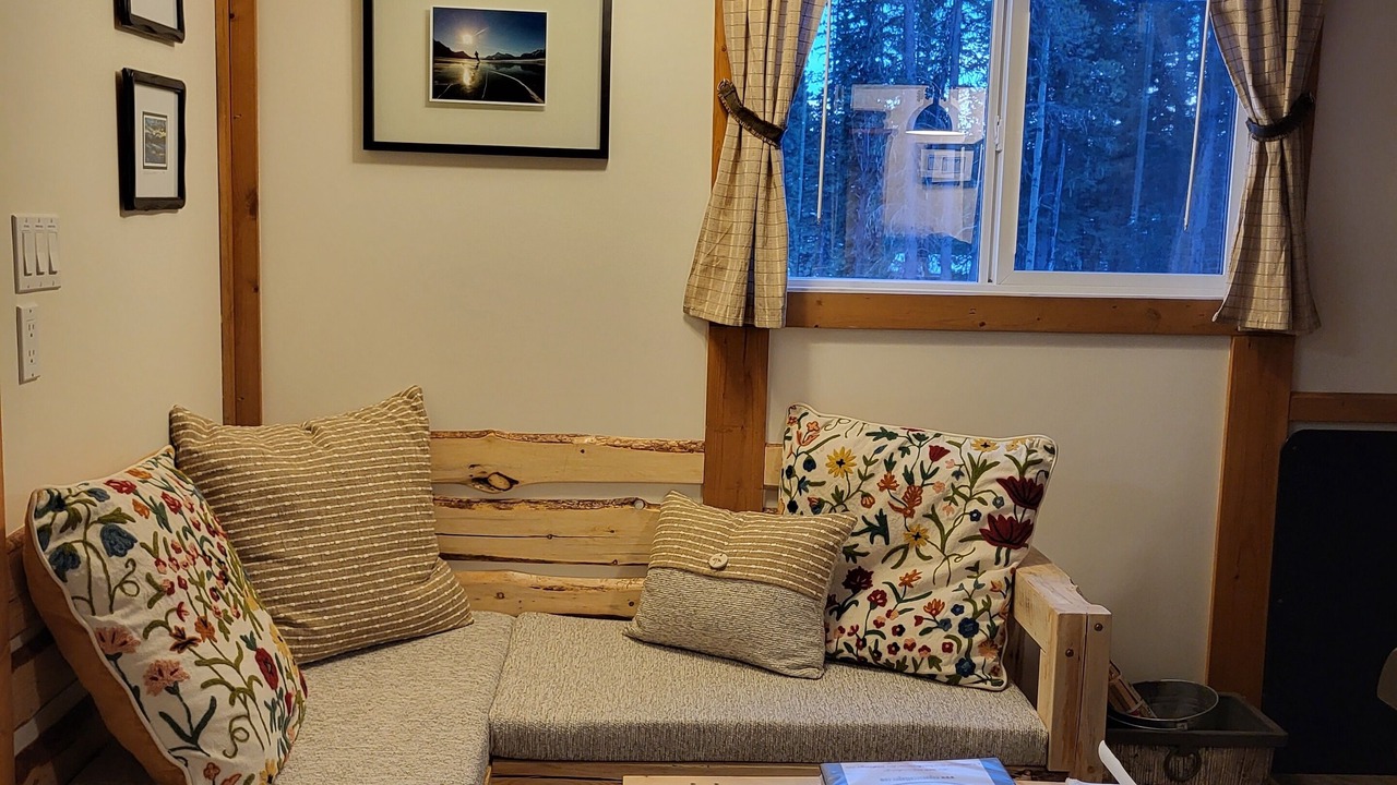 Photo of Livingroom in Nordegg