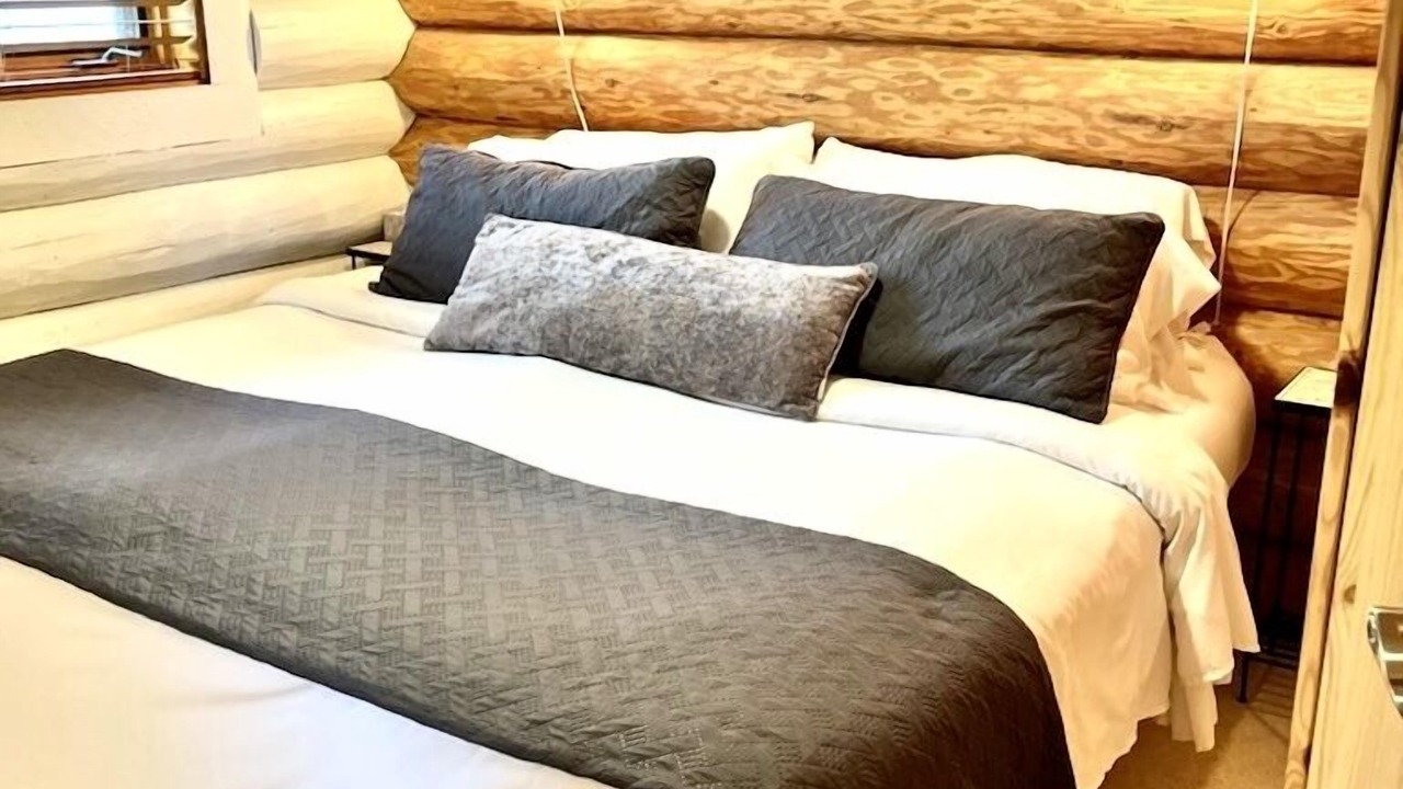 Photo of Bedroom in Gillies Bay