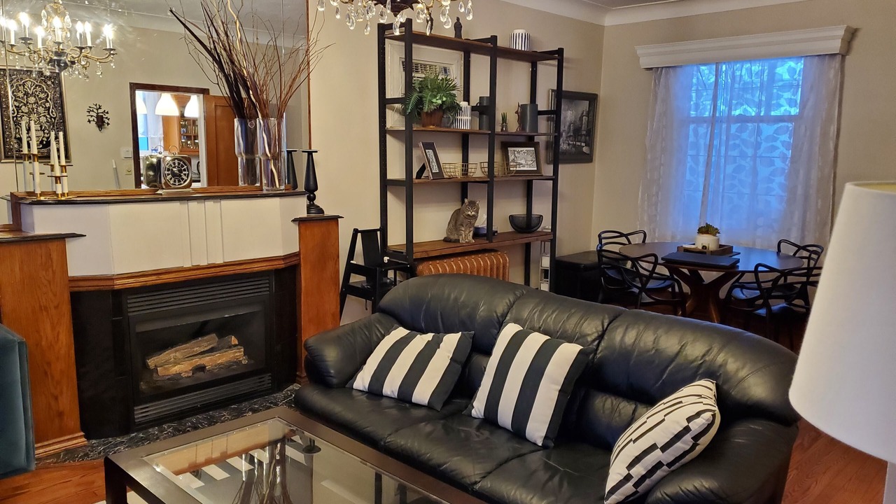 Photo of Livingroom in East Kildonan