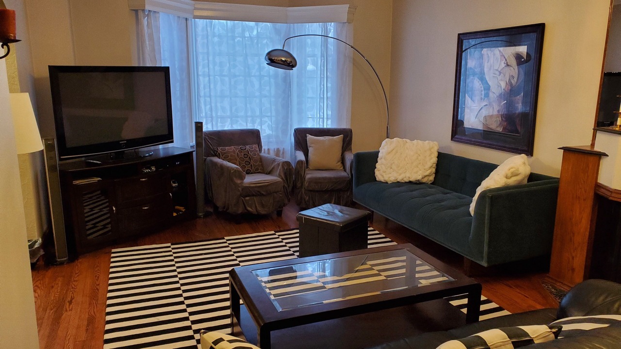 Photo of Livingroom in East Kildonan
