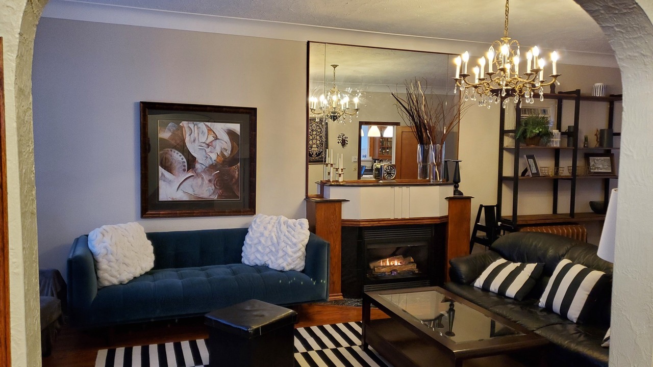 Photo of Livingroom in East Kildonan